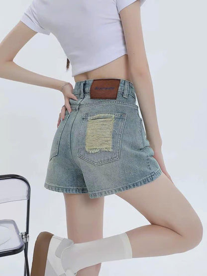 Quần short nữ jean lưng cao thời trang rách túi ED13 - Thiết kế trẻ trung năng động & Chất liệu bền đẹp phù hợp nhiều phong cách